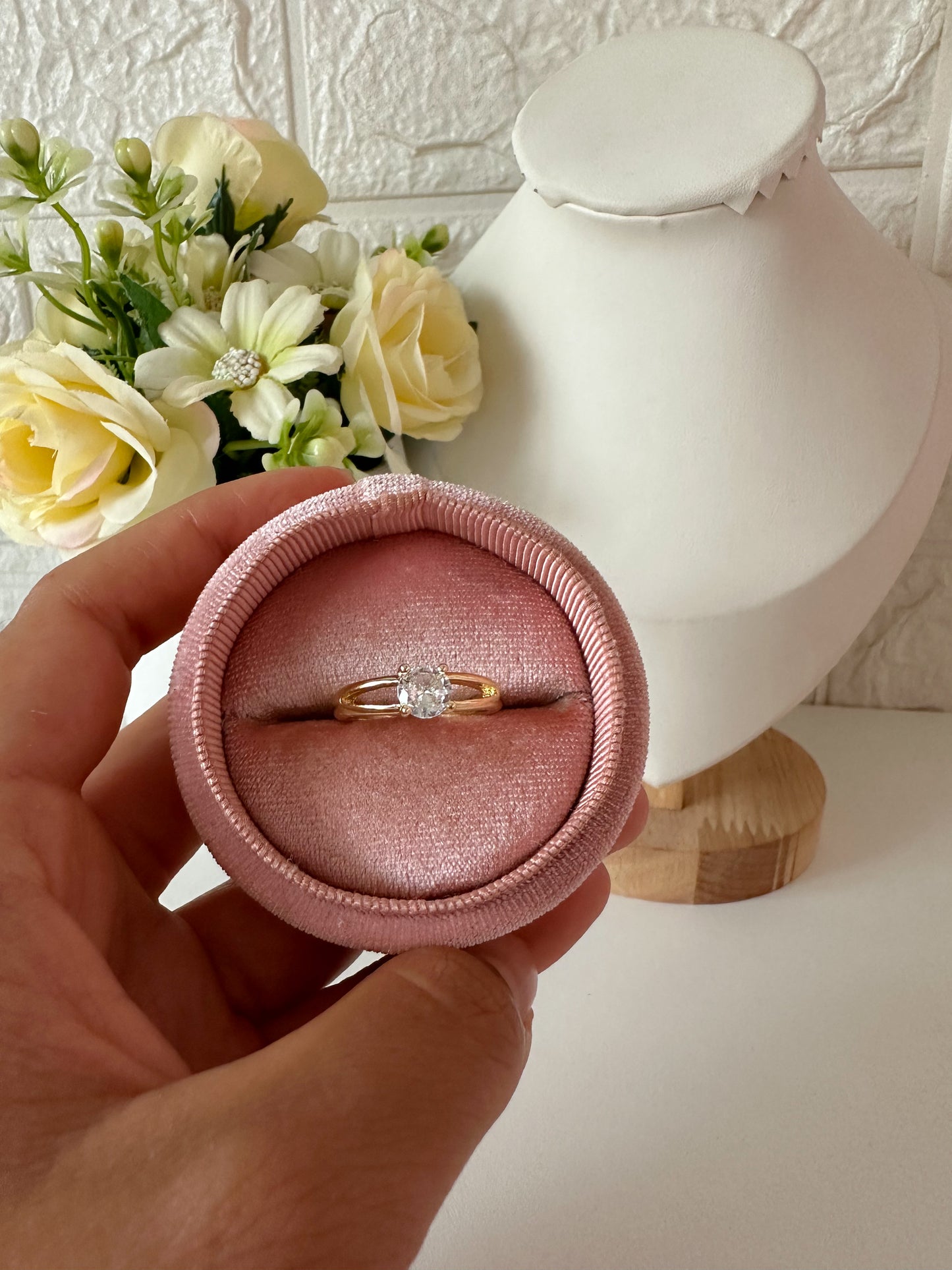 Anillo solitario cristal