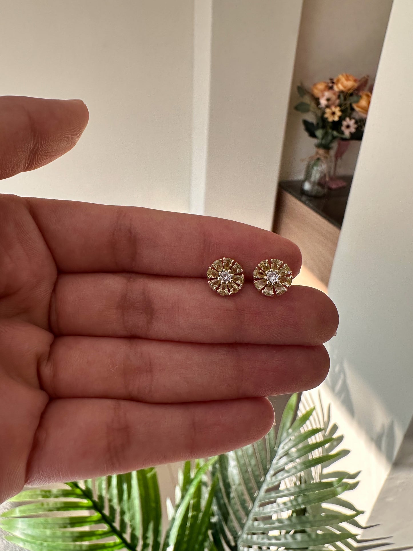 Aretes florecita amarilla