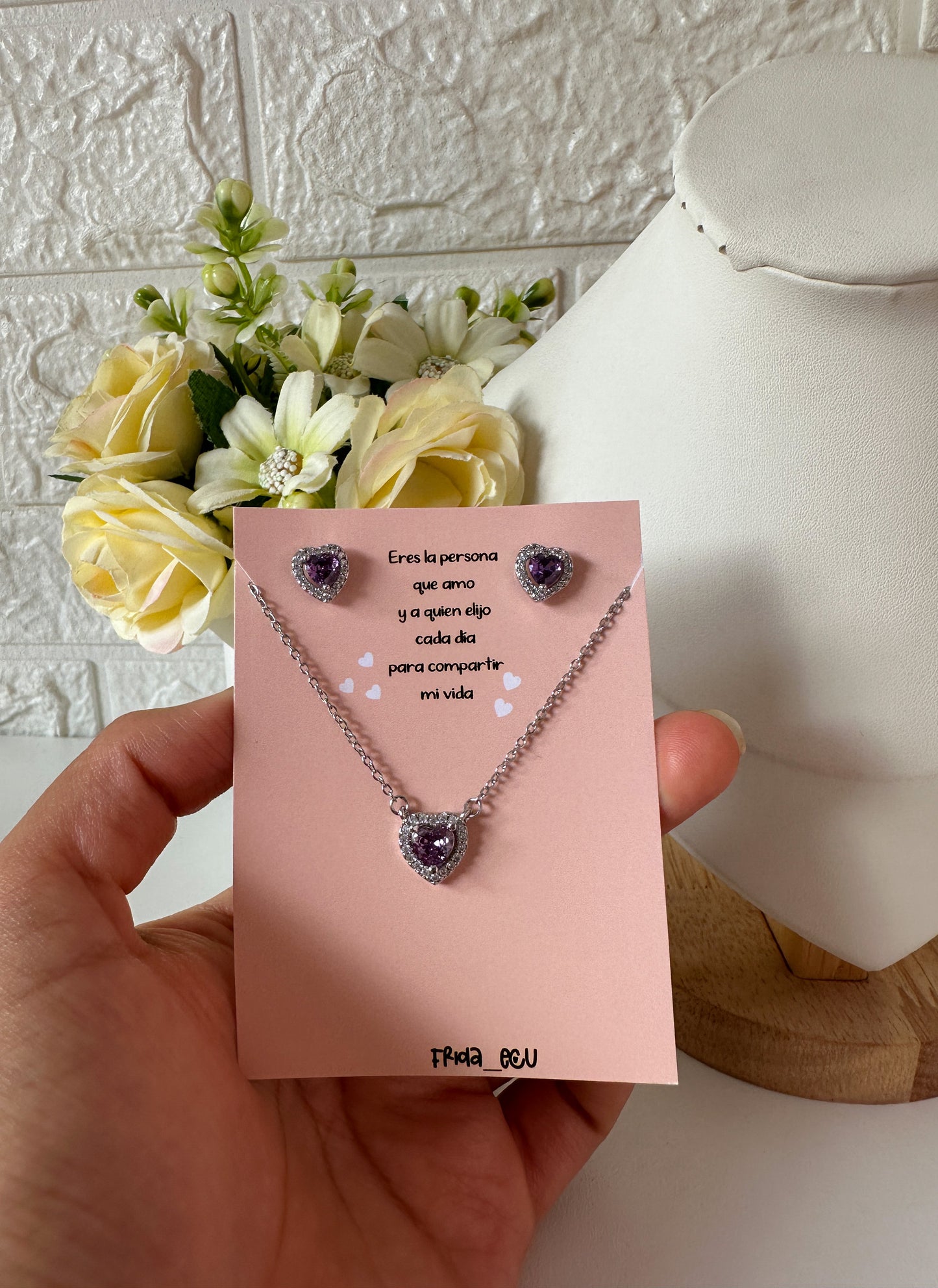 Set corazones púrpuras