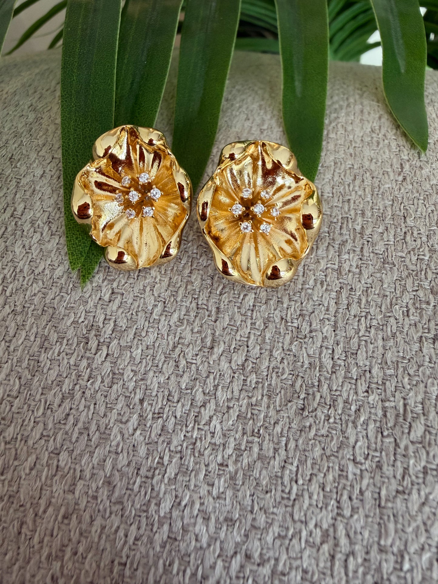 Aretes florecitas