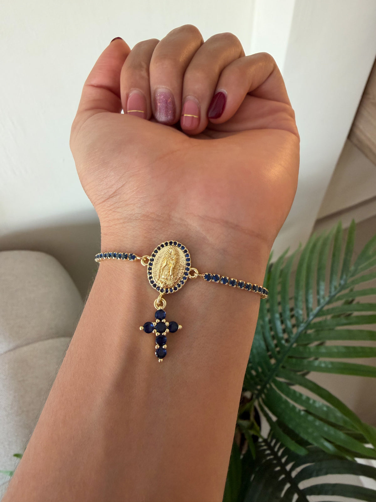 Pulsera virgencita brillantes azul