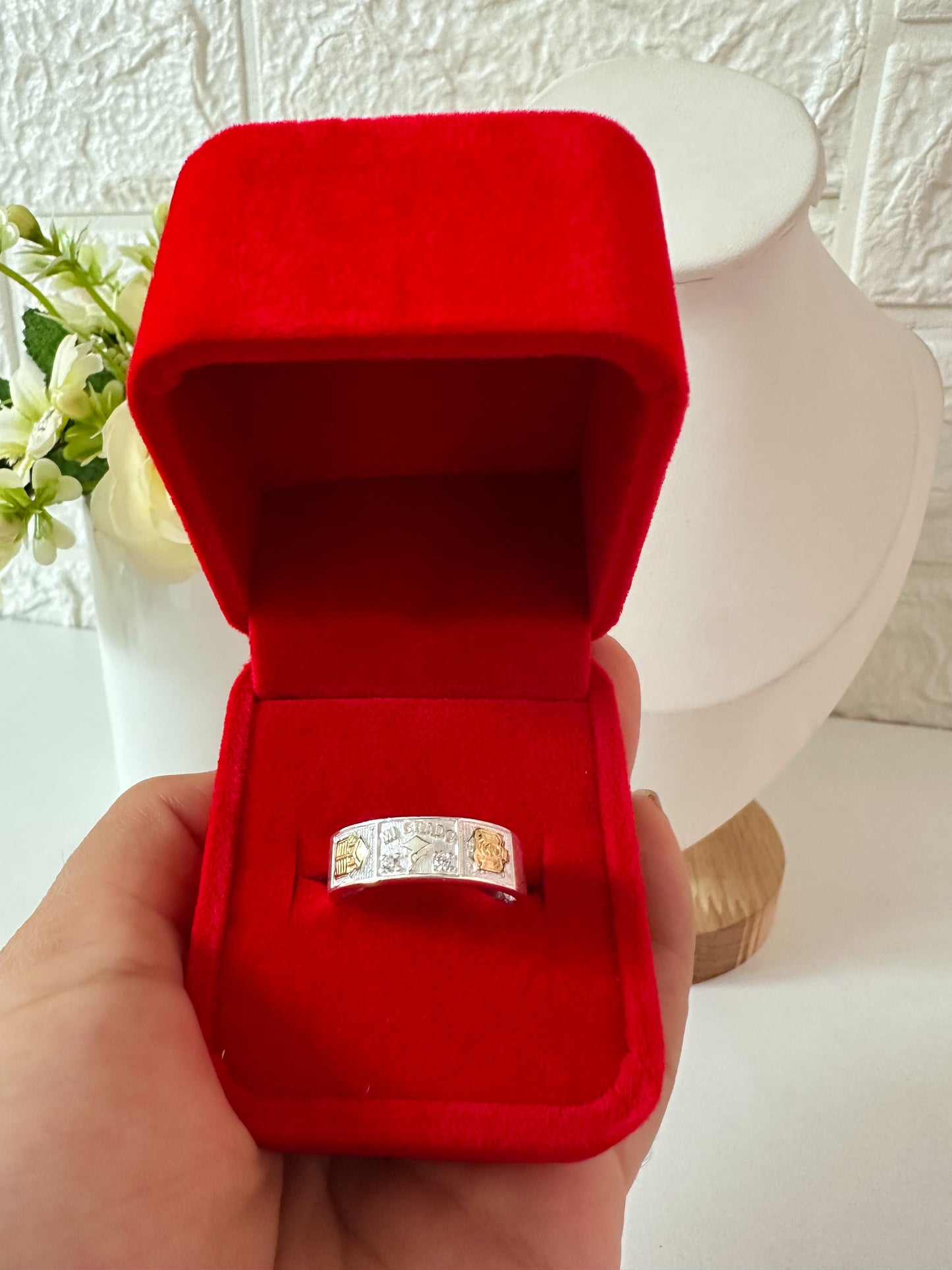 Anillo mi graduación
