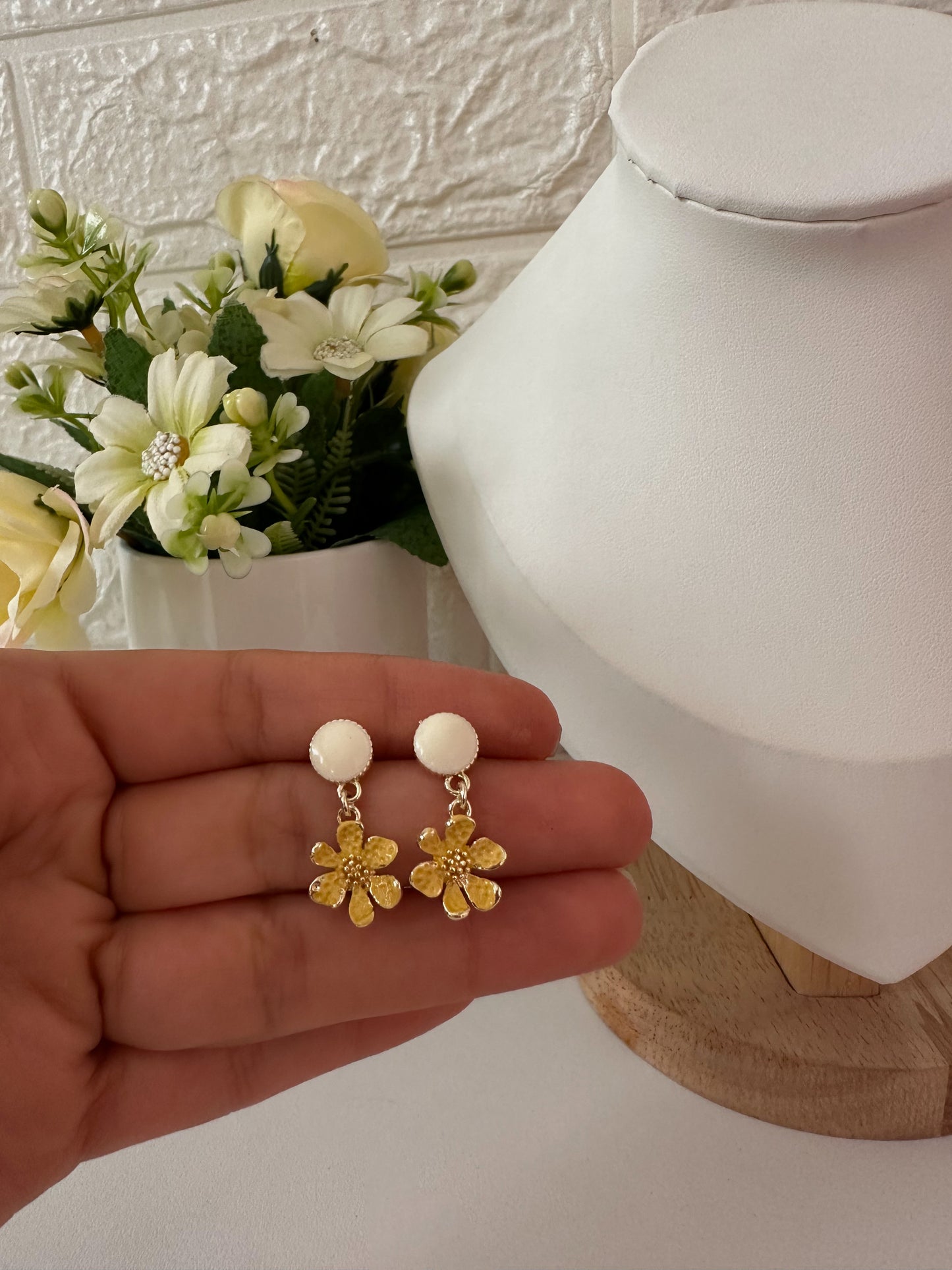 Aretes florecita