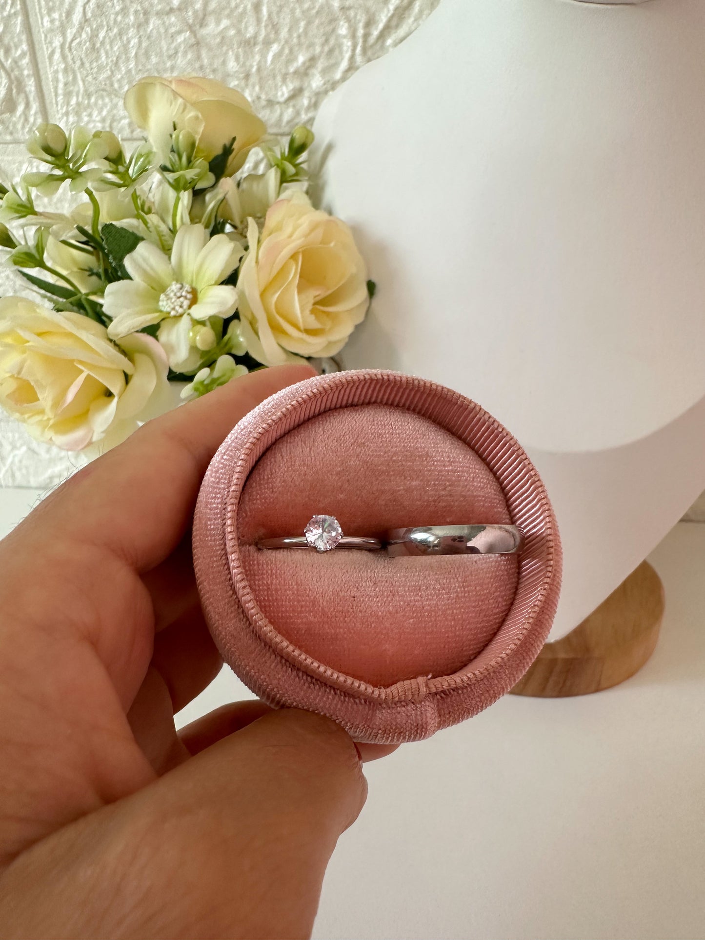 Anillo piedra de amor plateado