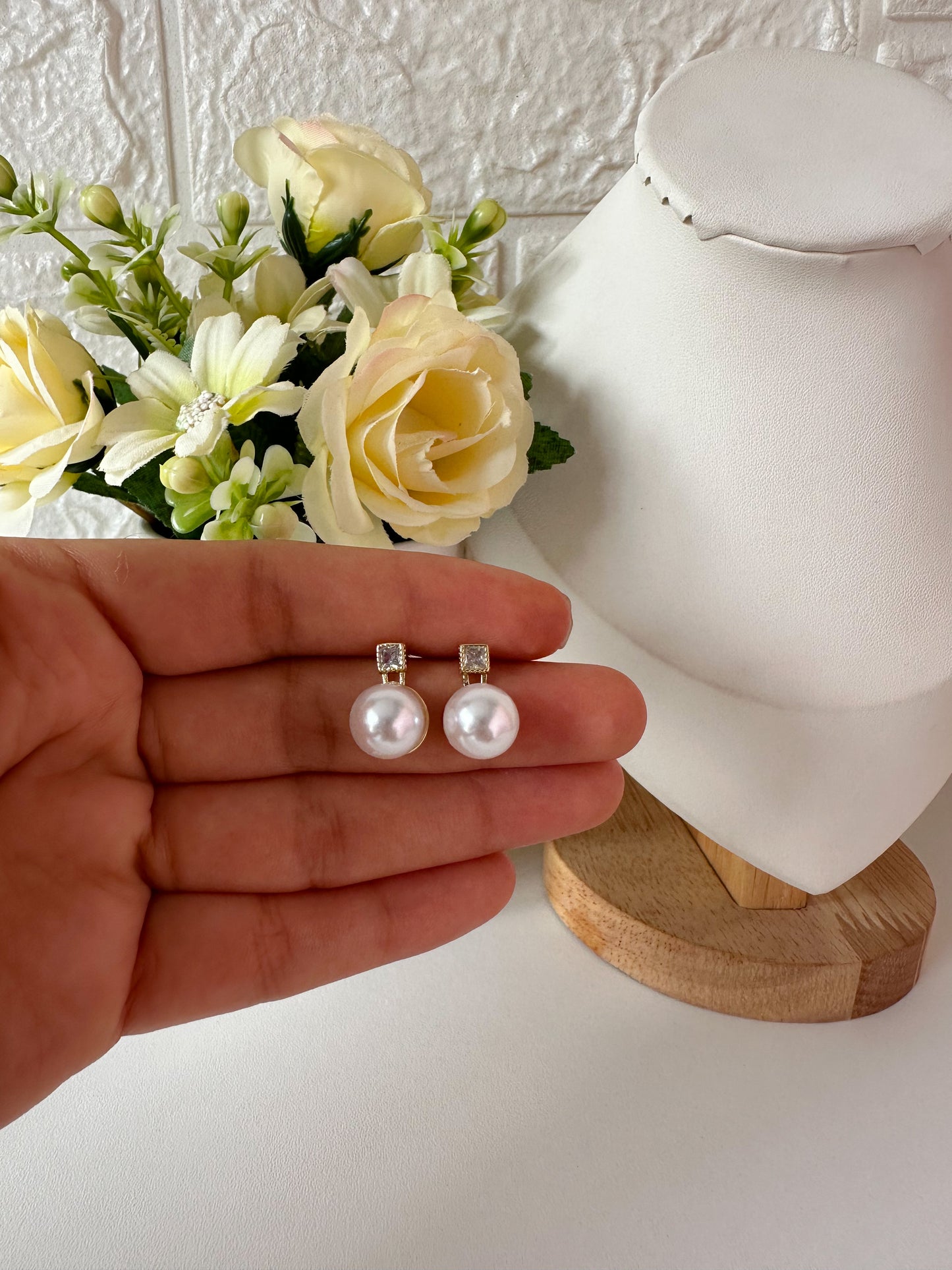 Aretes perlitas elegantes