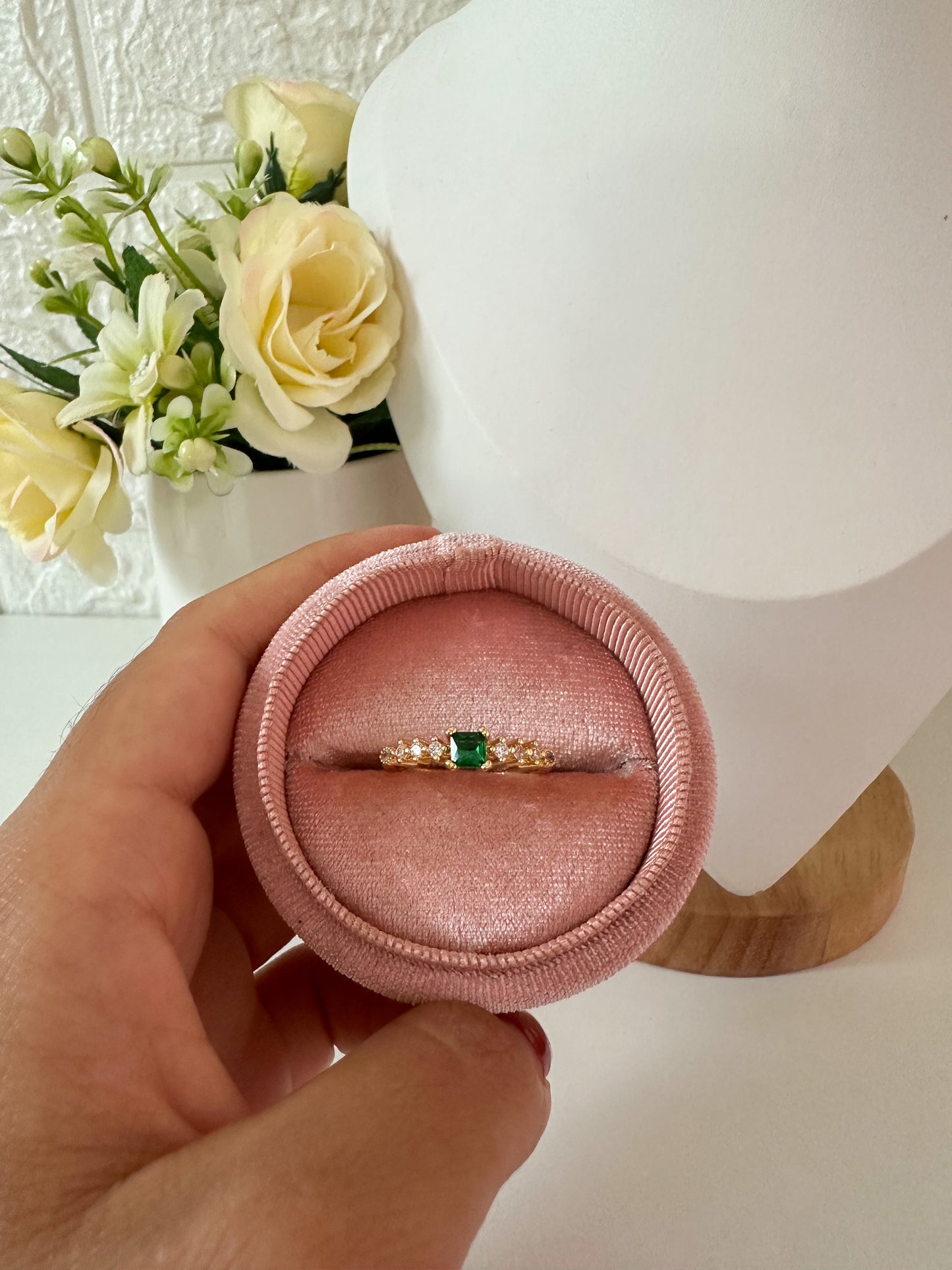 Anillo piedra verde promesa