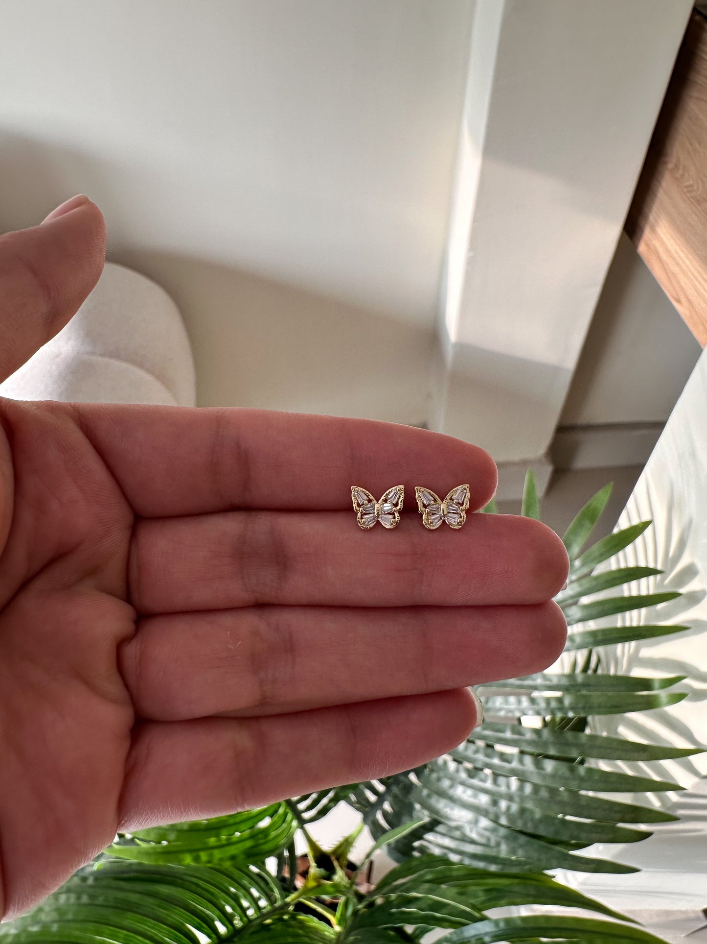 Aretes mariposita de cristal