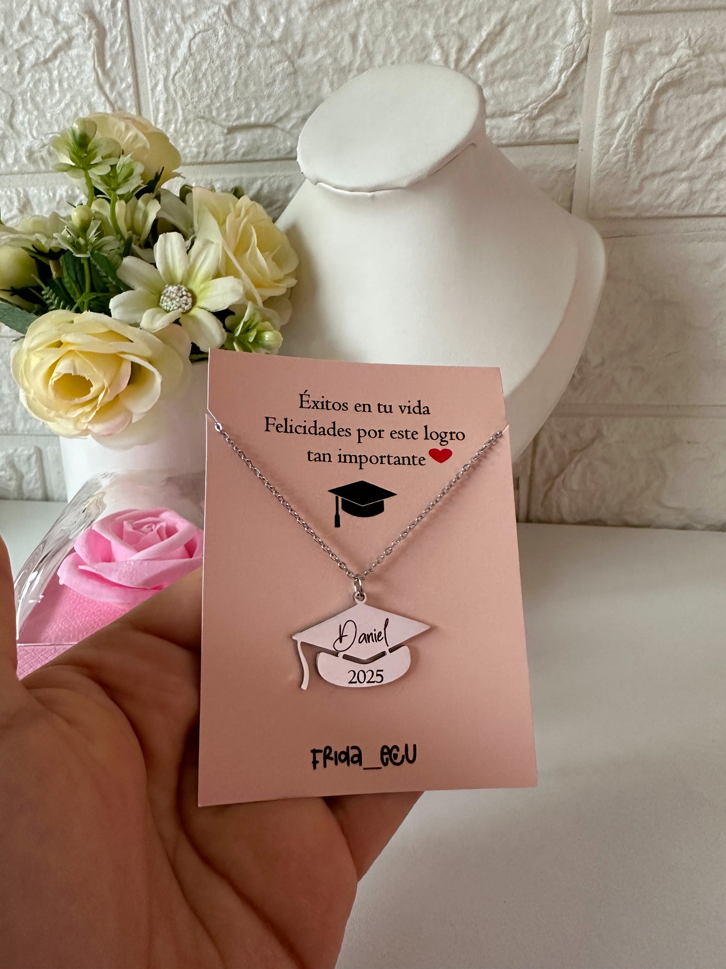 Cadenita 🎓 plateada