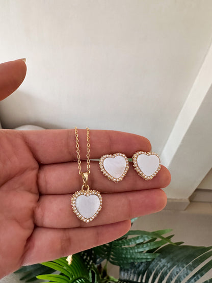 Set corazones blancos