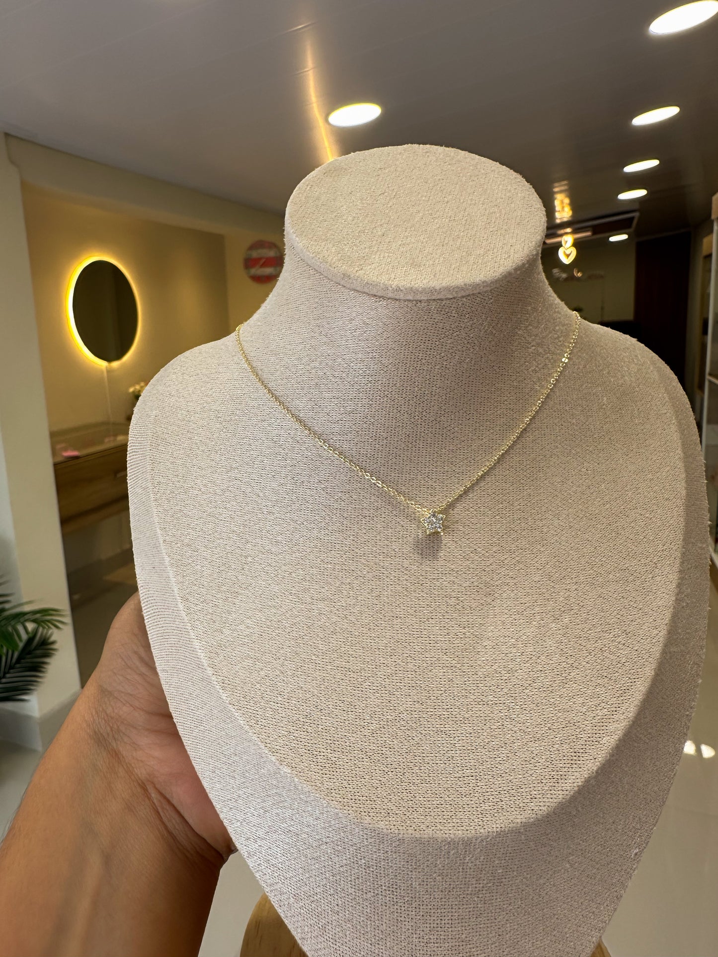 Cadenita estrella mini brillante