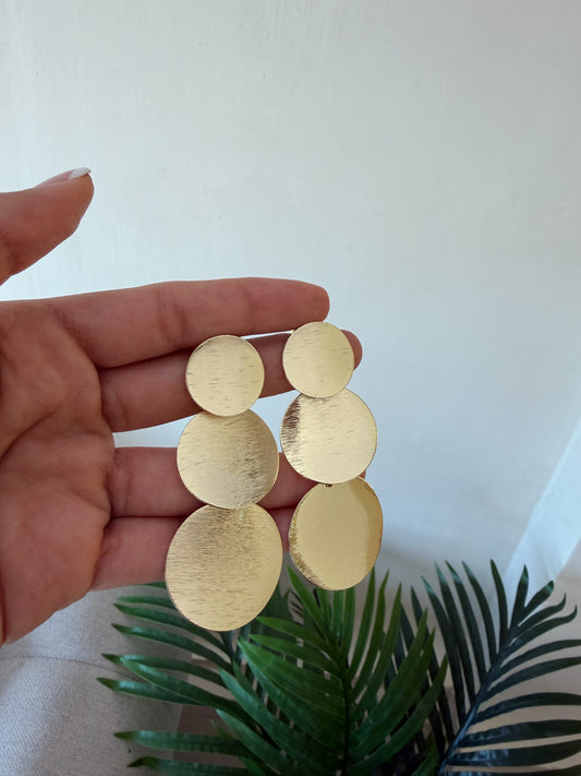Aretes círculos largos