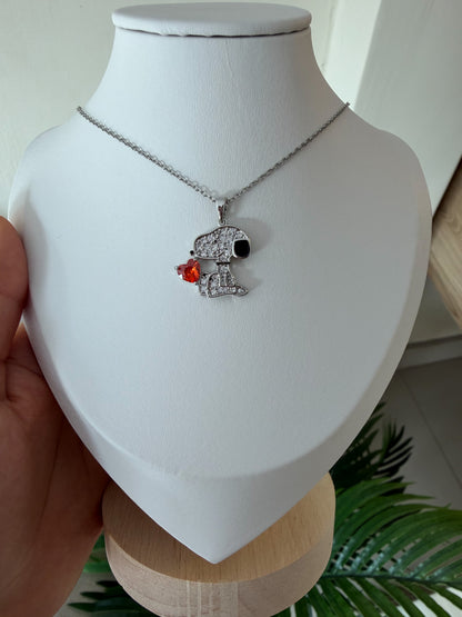 Cadenita Snoopy amor 🥰 plateada