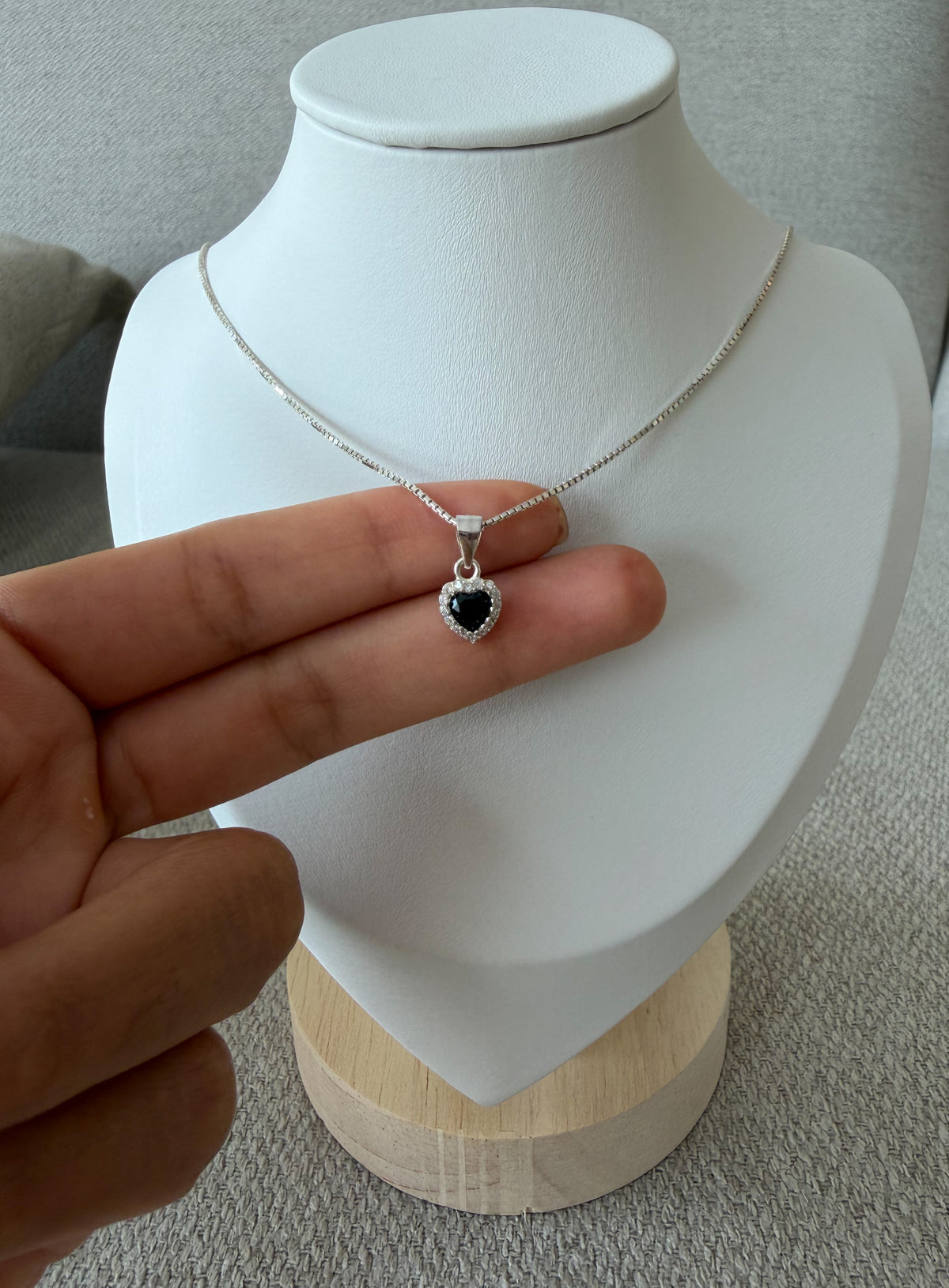 Set argollas corazón negrito