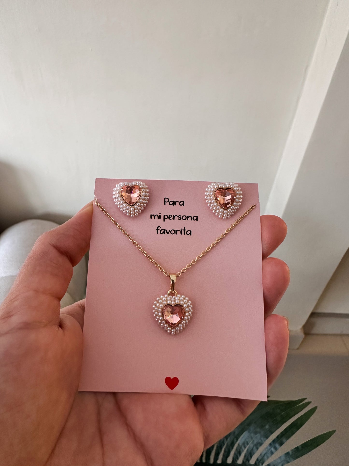 Set corazones rosas perlados