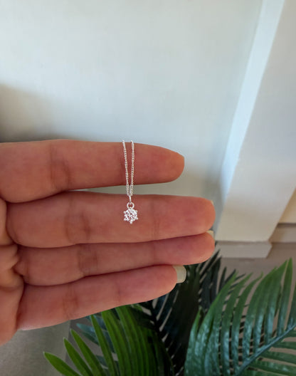 Cadenita punto de luz mini