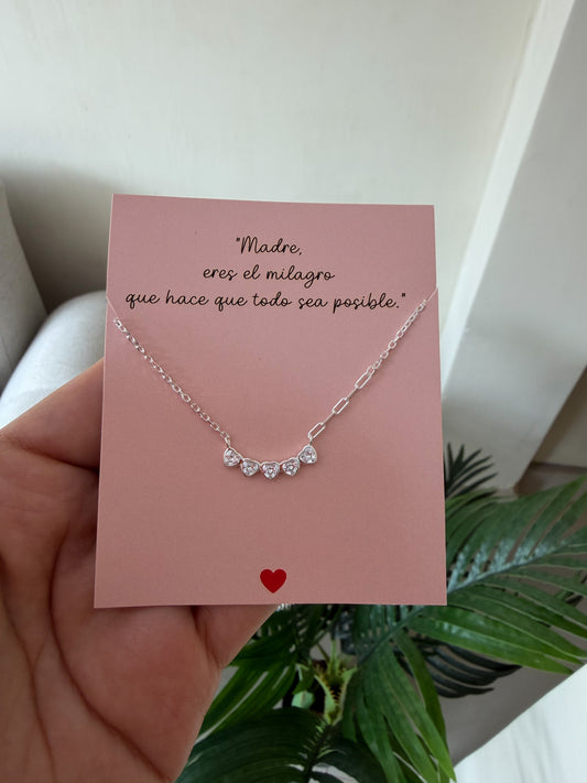 Cadenita corazones cristales