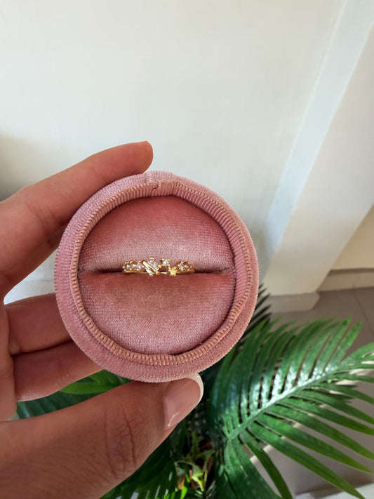 Anillo mini Saturno y cristales