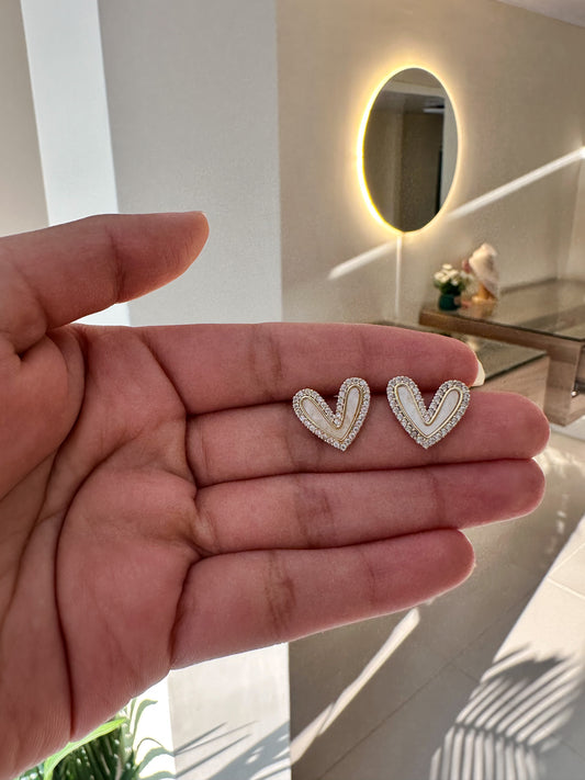 Corazones nácar brillantes