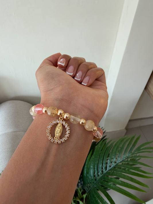 Pulsera piedras rosas virgencita