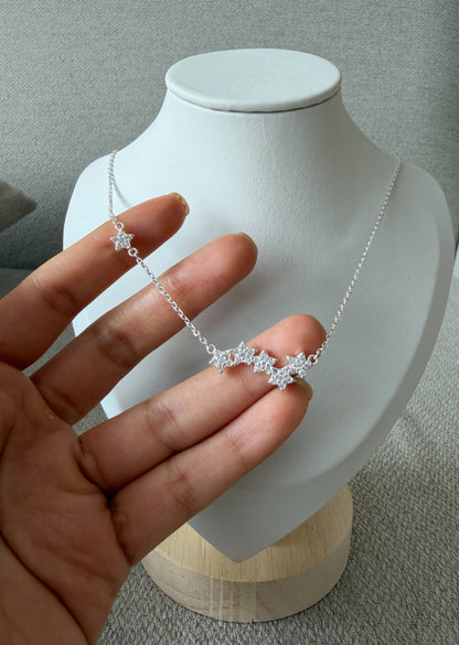 Cadenita estrellitas brillantes