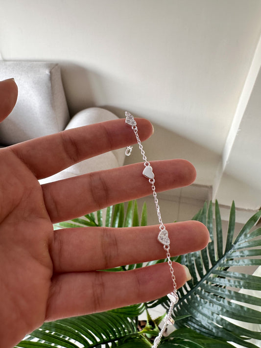 Pulsera corazoncitos brillantes