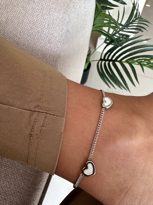 Tobillera corazones blancos