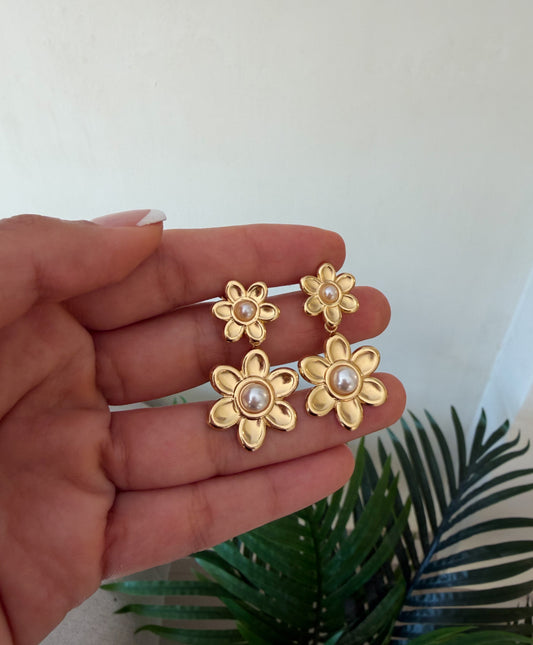 Aretes flor largos