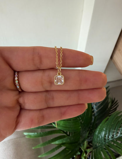 Cadenita cristal cuadrado