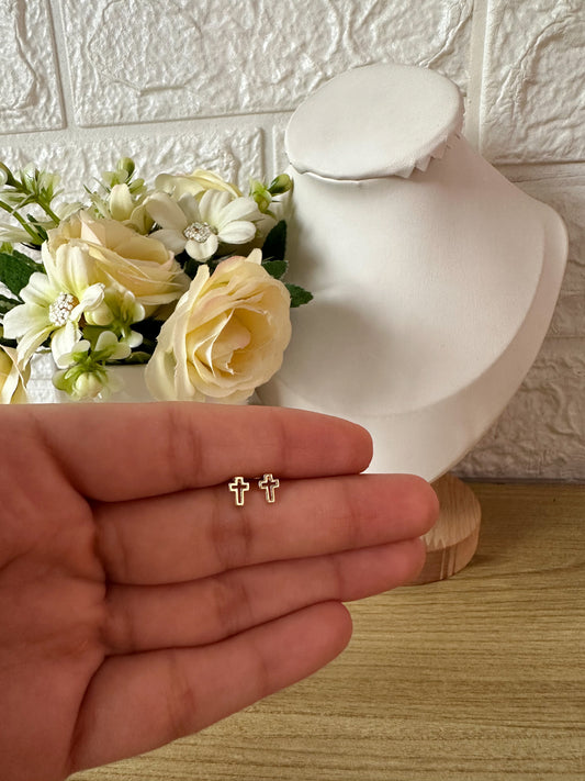 Aretes mini cruz