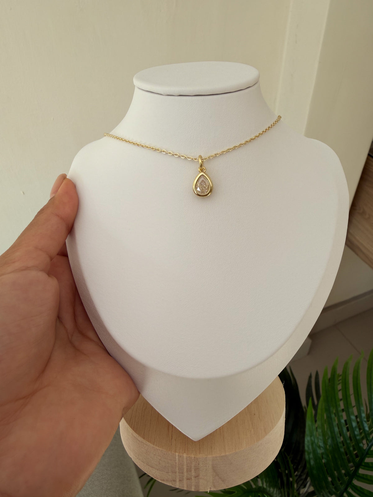 Cadenita gota de cristal