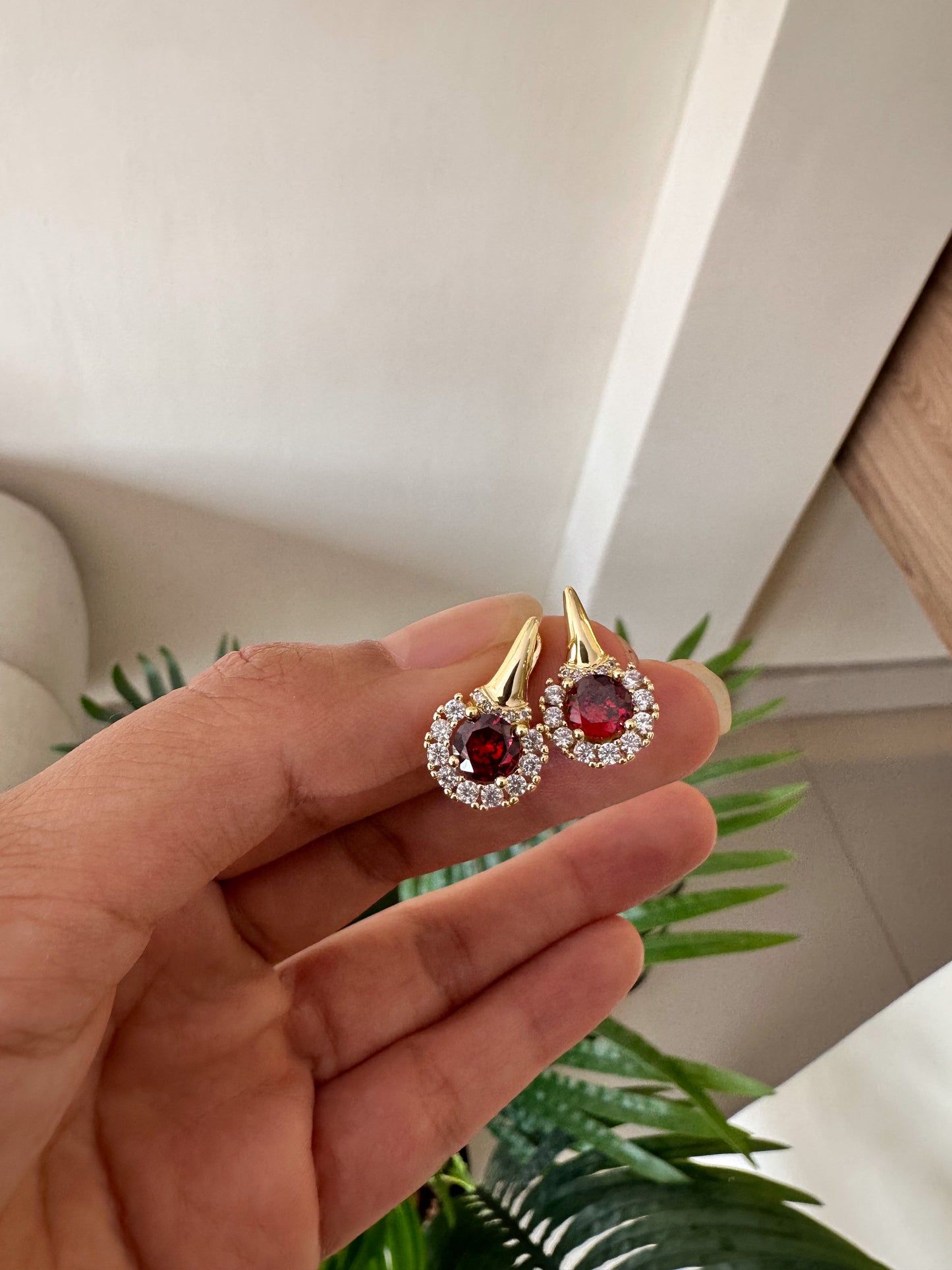 Argollas cristal rojito