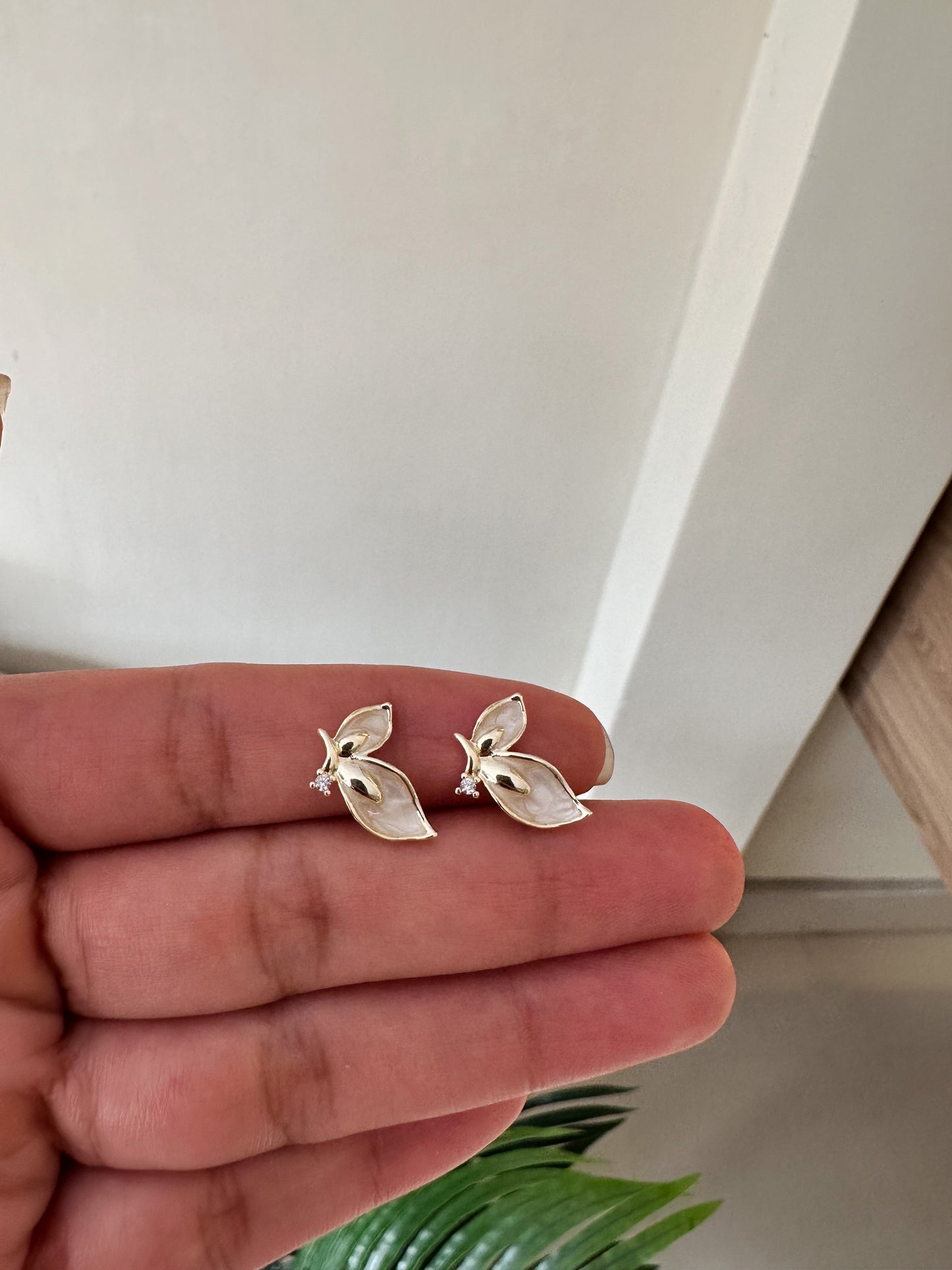 Aretes ortopédicos alas de mariposa
