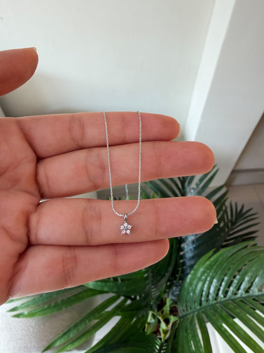 Cadenita mini flor brillante