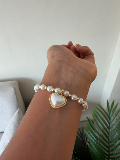 Pulserita perlas corazón